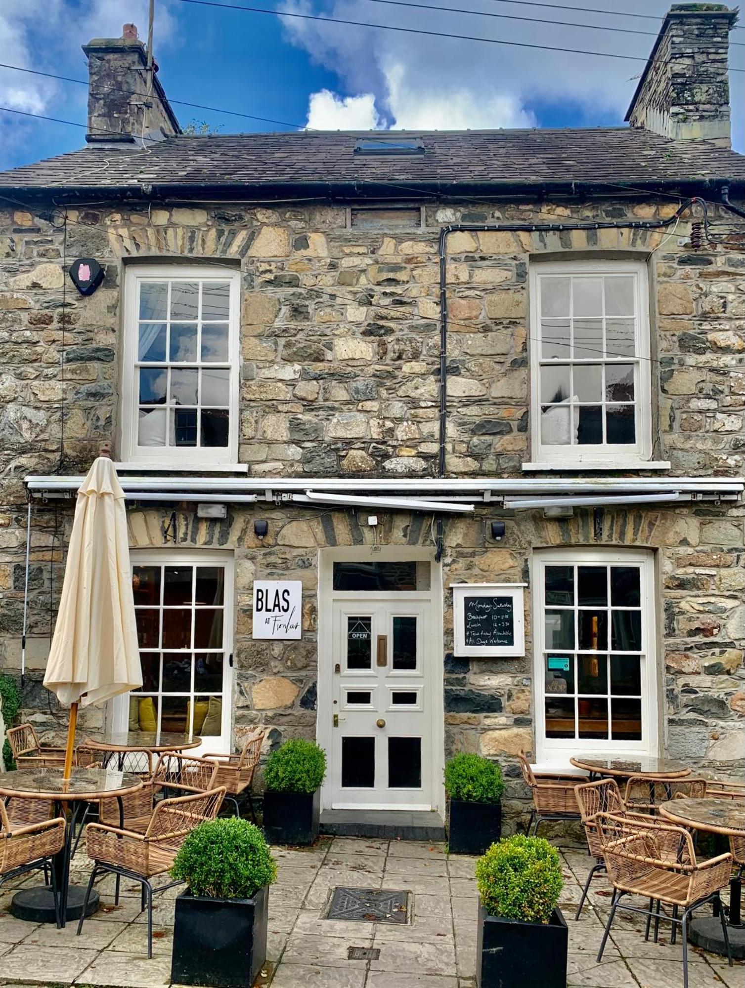 Blas At Fronlas Cafe - The Heart Of Newport Newport  Exteriér fotografie